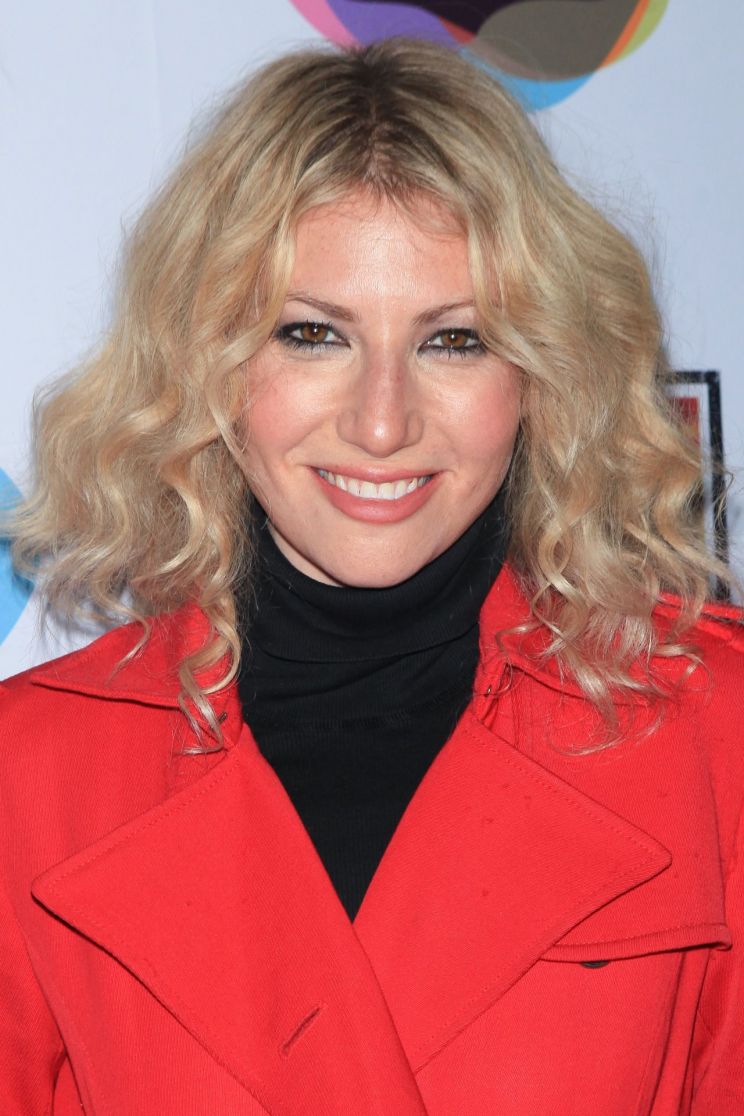 Ari Graynor
