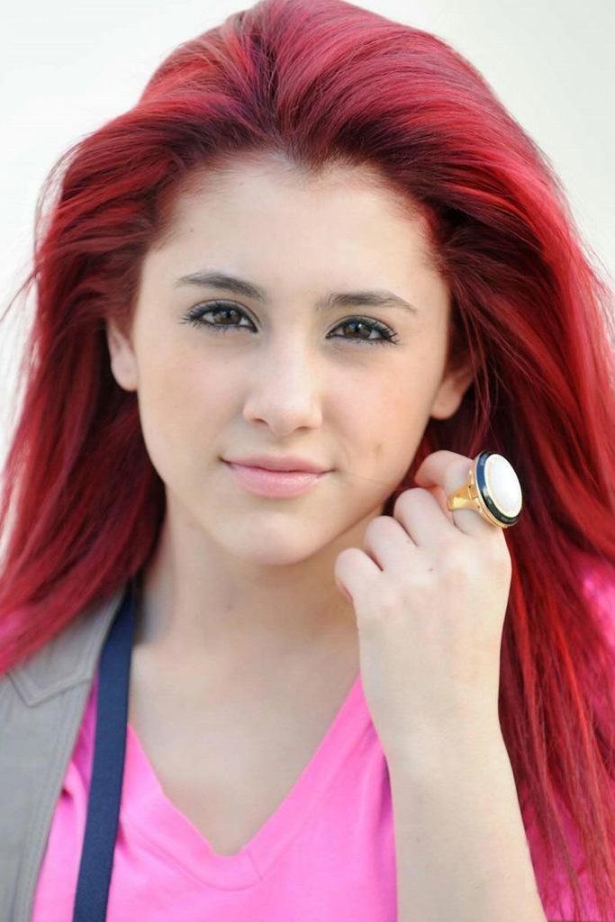 Pictures Of Ariana Jollee