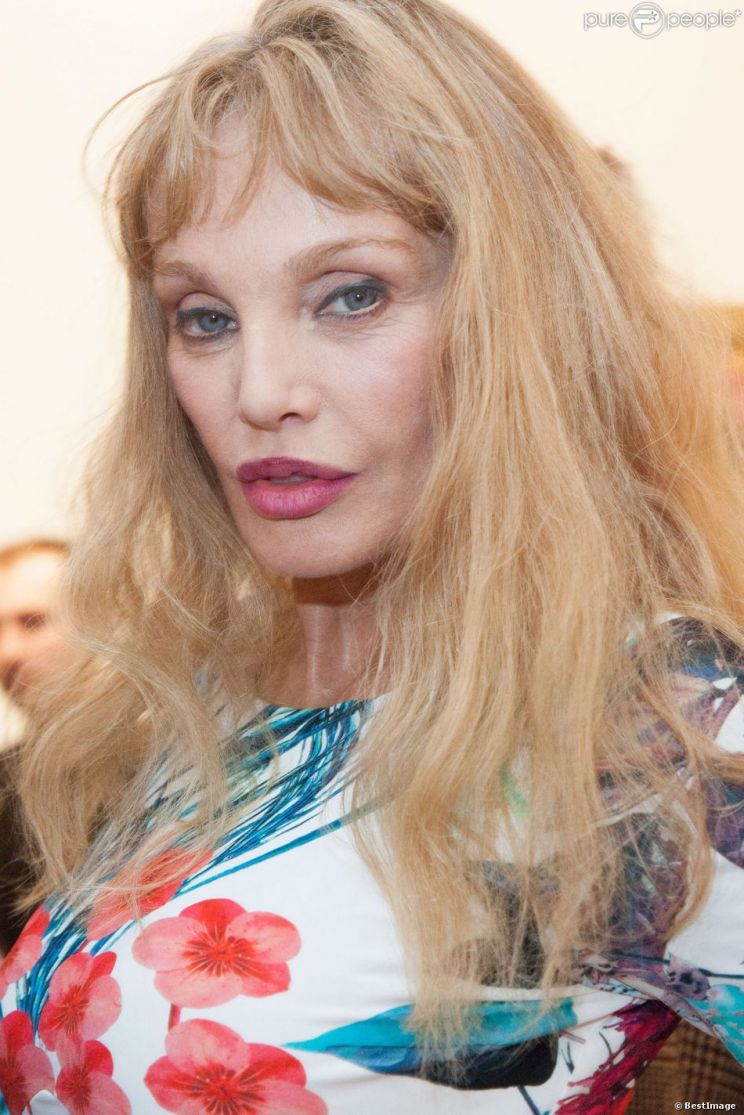 Arielle Dombasle
