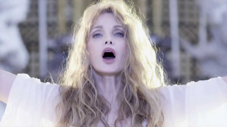 Arielle Dombasle