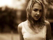 Arielle Kebbel #40402 picture (Landscape Medium)