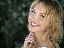 Arielle Kebbel