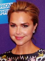 Arielle Kebbel photo