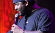 Aries Spears