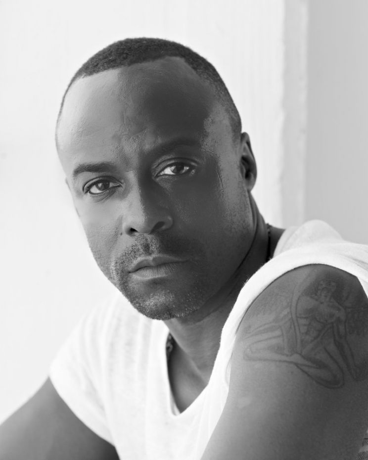 Ariyon Bakare