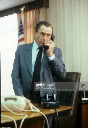 Arlen Dean Snyder