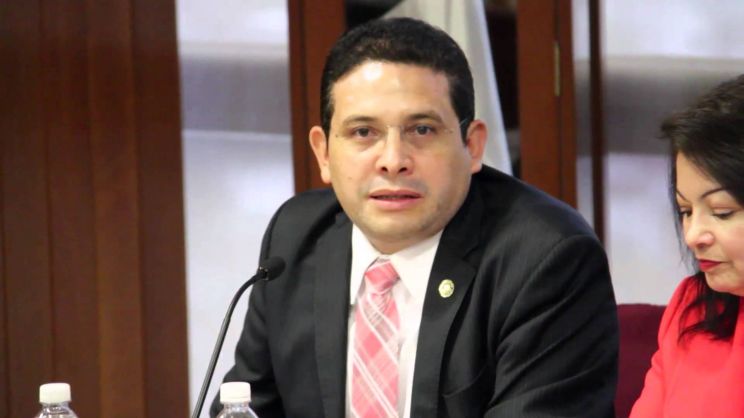 Armando Hernández