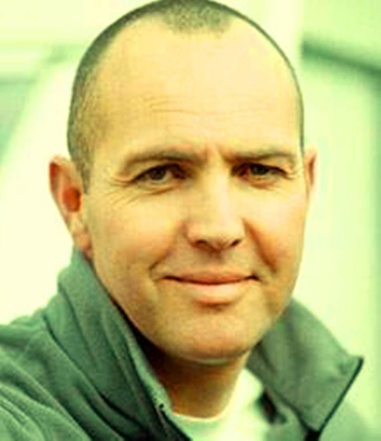 Arnold Vosloo