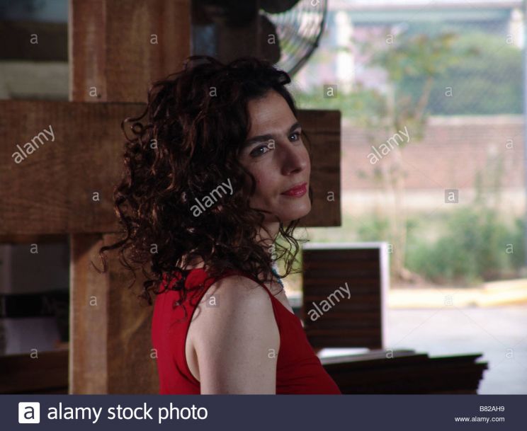 Arsinée Khanjian