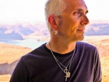 Art Alexakis