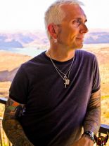 Art Alexakis