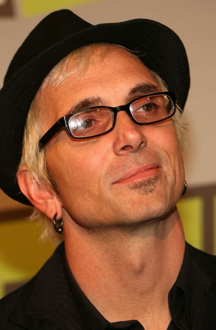 Art Alexakis