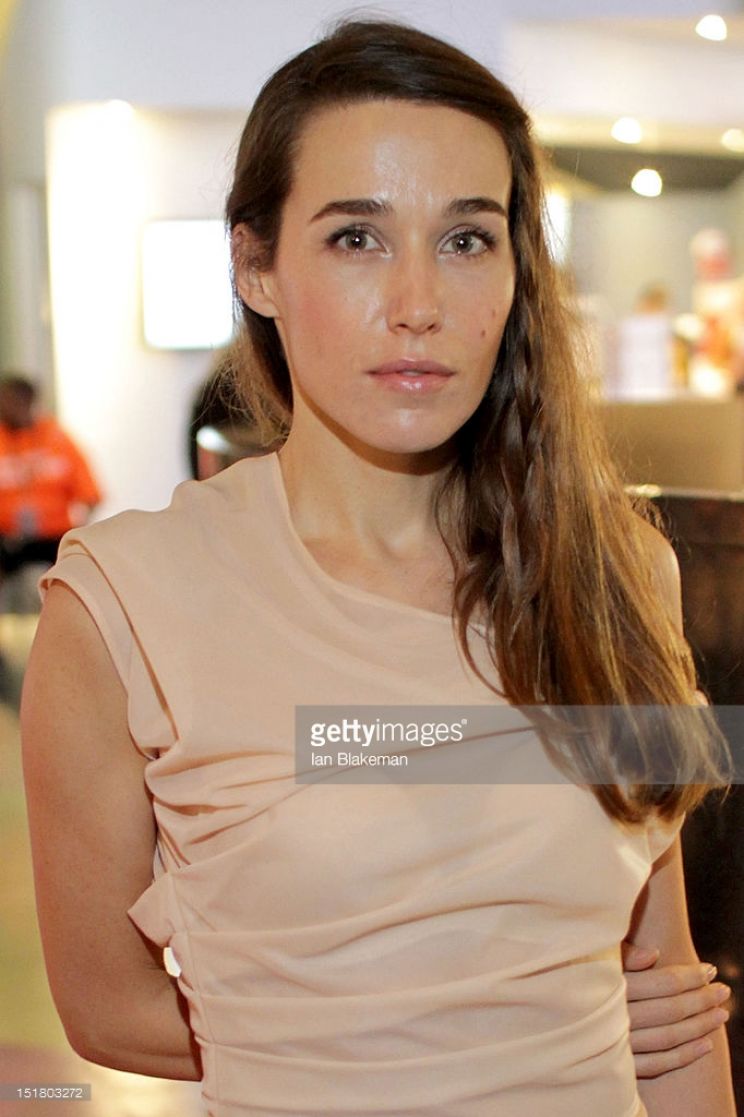 Arta Dobroshi