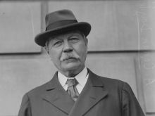 Arthur Conan Doyle