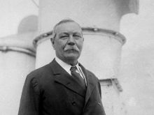 Arthur Conan Doyle