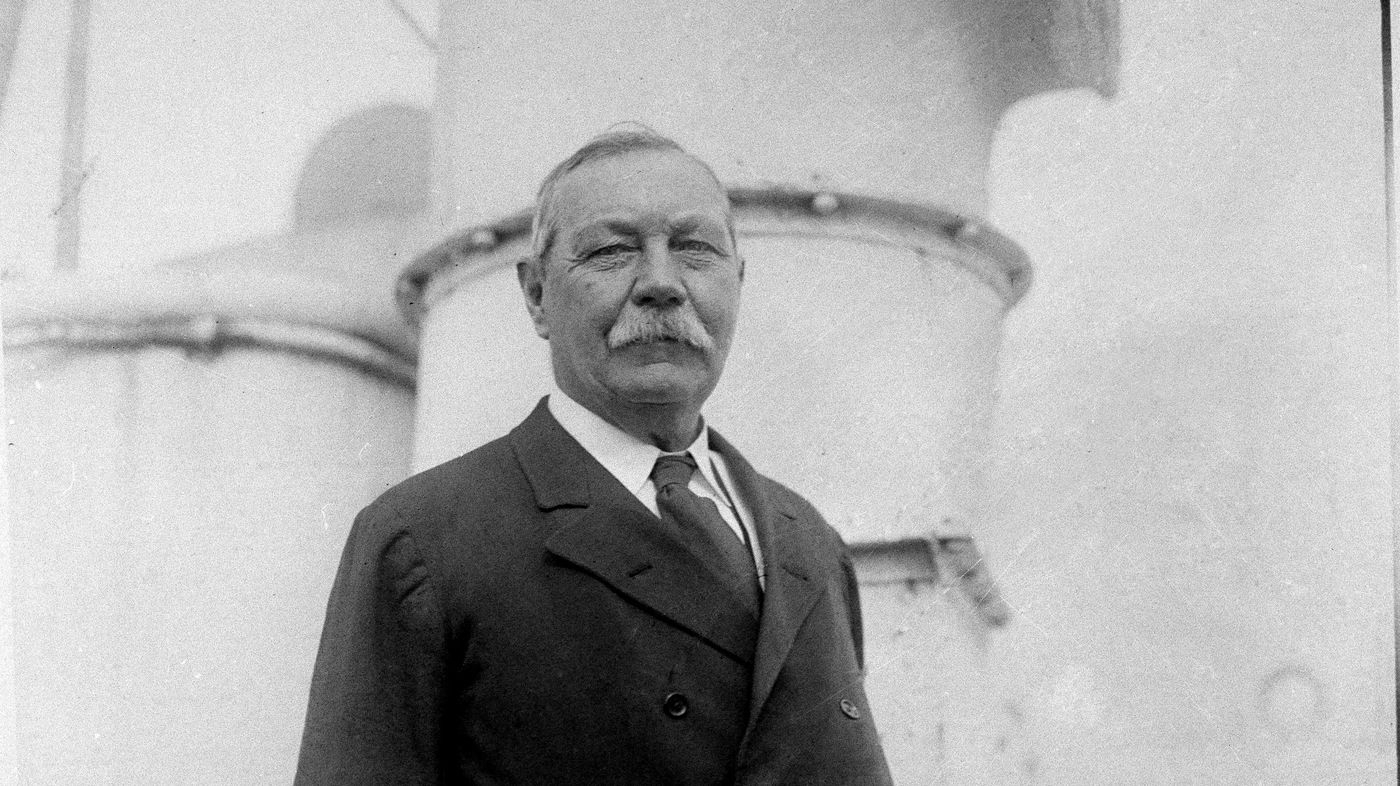 Конан дойль долина. Конан Дойл. Arthur Conan Doyle. Портрет Конан Дойла.