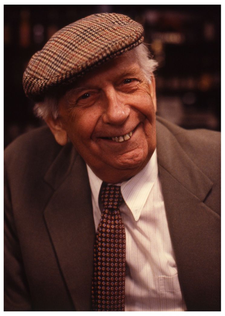 Arthur English