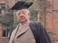 Arthur Lowe