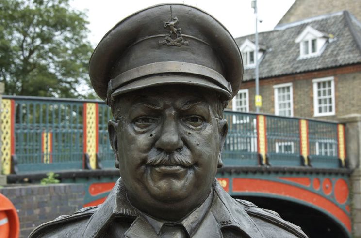 Arthur Lowe