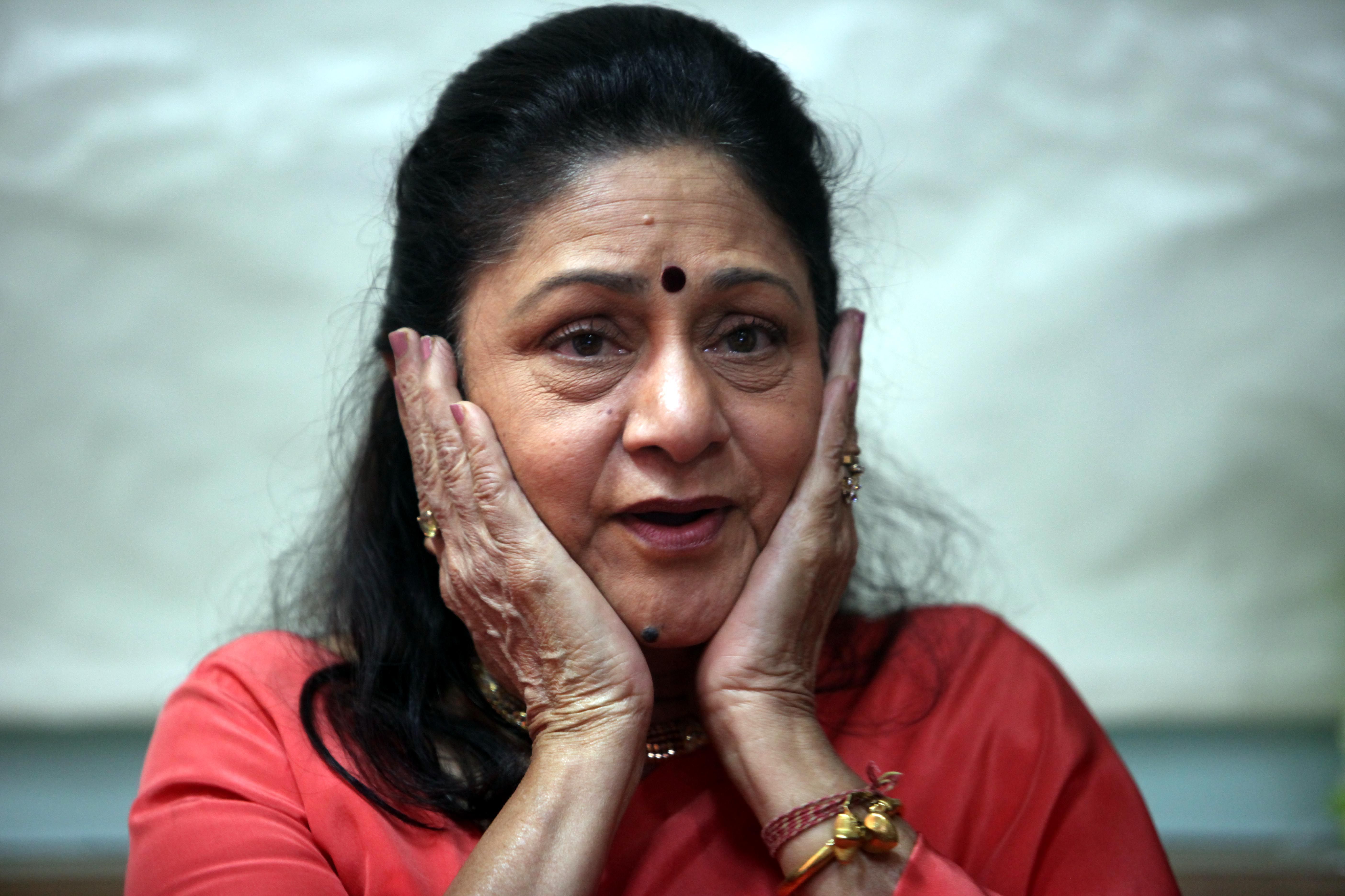 Pictures of Aruna Irani