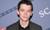 Asa Butterfield