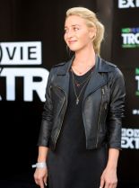 Asher Keddie #996885 picture (Portrait Medium)