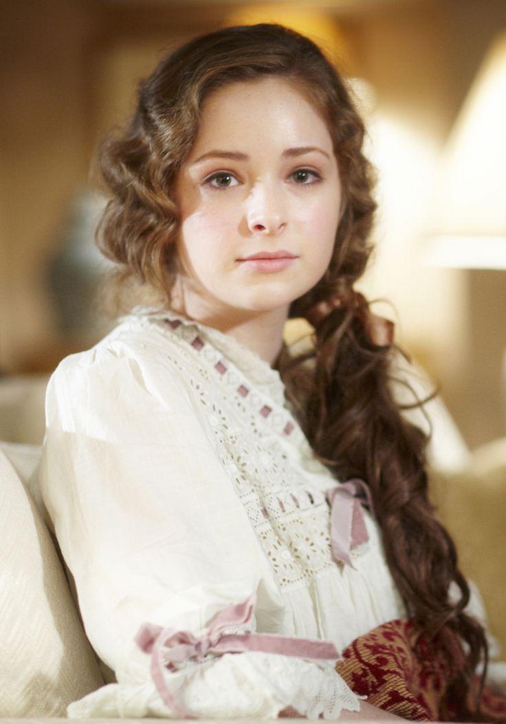 Pictures of Ashleigh Cummings