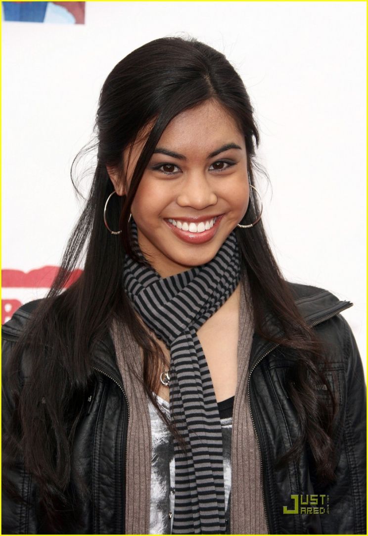 Ashley Argota