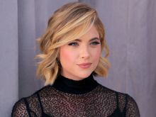 Ashley Benson #21962 picture (Landscape Medium)