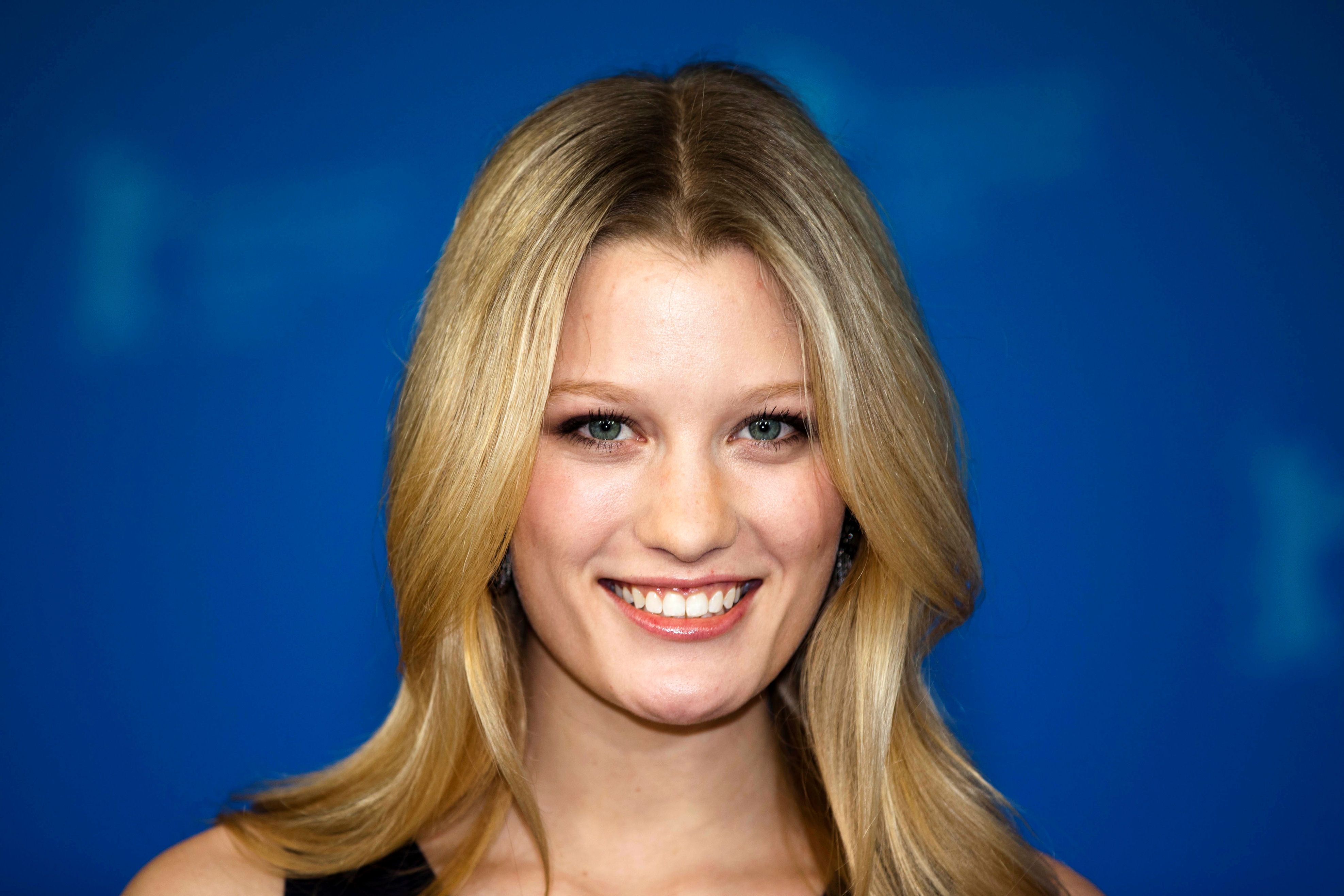 Ashley Hinshaw Gossip Girl