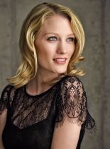 Ashley Hinshaw photo