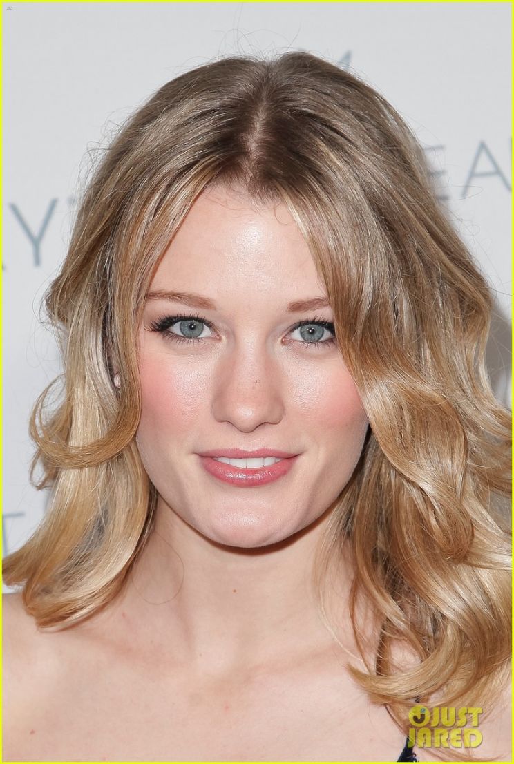 Ashley Hinshaw