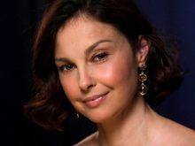 Ashley Judd photo