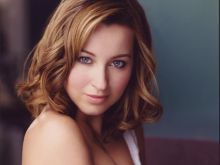 Ashley Leggat