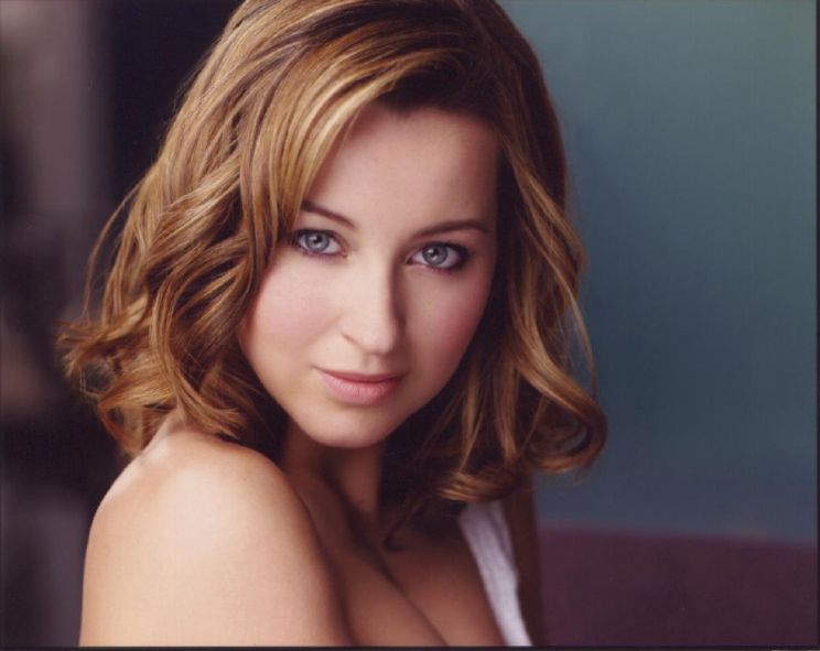 Ashley Leggat