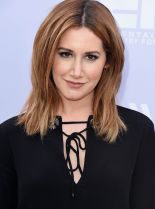 Ashley Tisdale photo