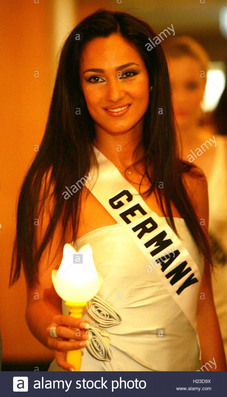 Asli Bayram