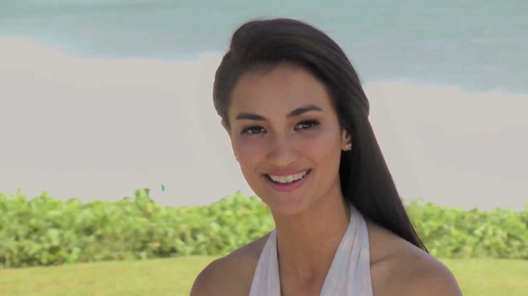 Atiqah Hasiholan