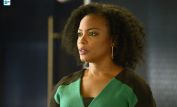 Aunjanue Ellis