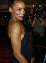 Aunjanue Ellis photo