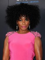 Aunjanue Ellis