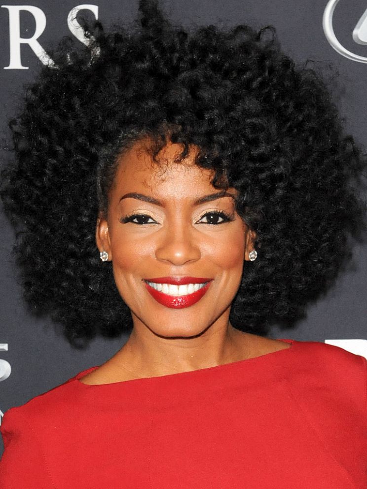 Aunjanue Ellis