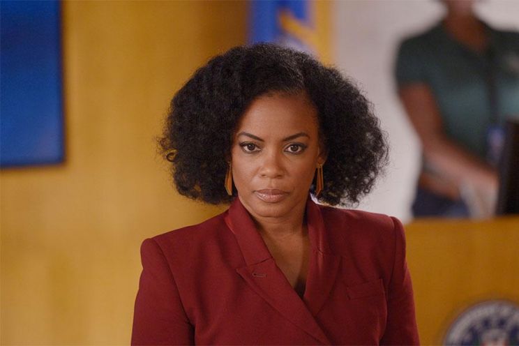 Aunjanue Ellis