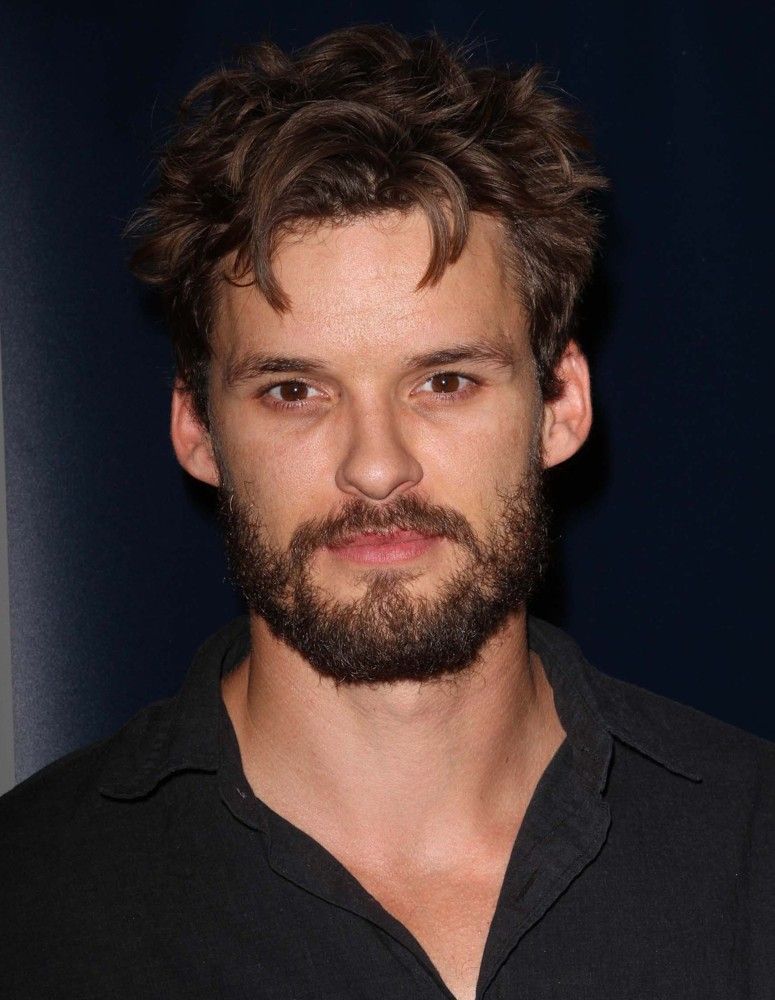 Pictures of Austin Nichols