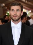 Austin Stowell