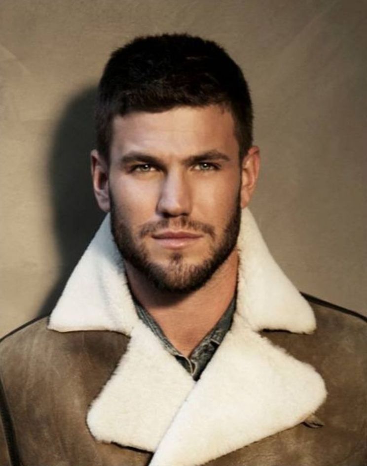 Austin Stowell