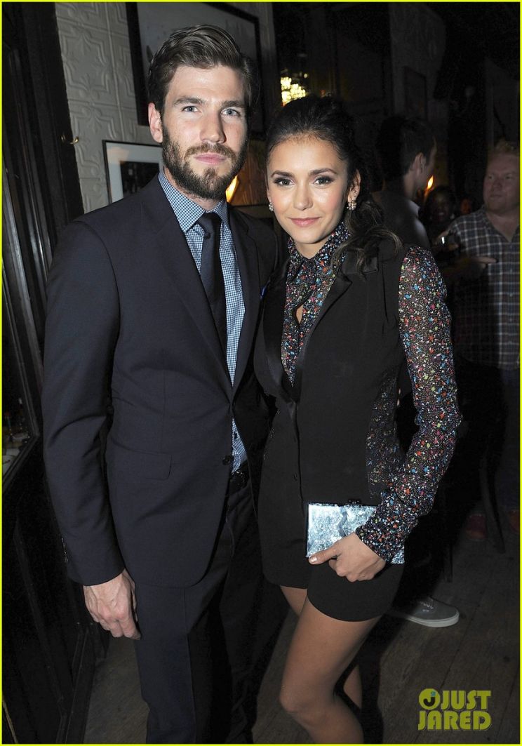 Austin Stowell
