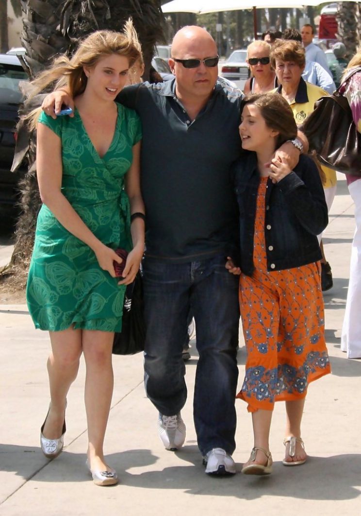 Autumn Chiklis