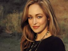 Autumn Reeser