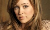 Autumn Reeser